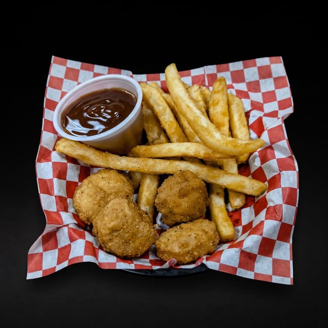 Kids Nuggets and Fries.