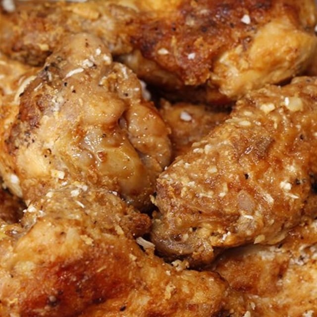 20-Wing Boneless Feast.
